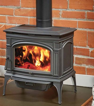 Lopi: Rockport NexGen-Hybrid Wood Stove